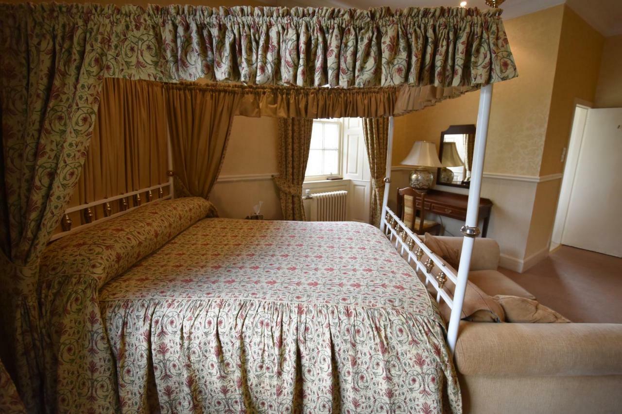Castle Hotel Huntly Esterno foto